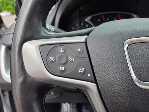 Used 2022 GMC Terrain SLT FWD image 27