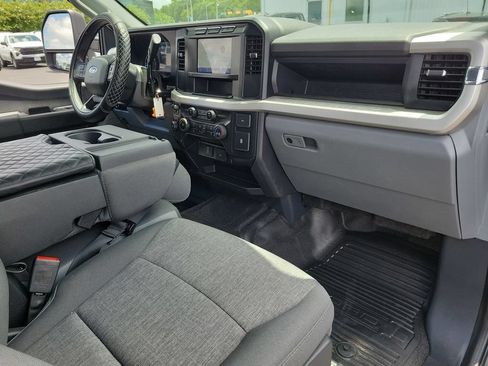 Used 2024 Ford F250 XL w/ FX4 Off-Road Package AWD/4WD image 25