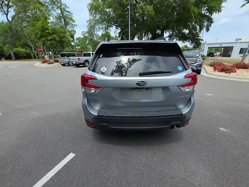 Used 2021 Subaru Forester Limited w/ Popular Package #3 AWD/4WD image 3