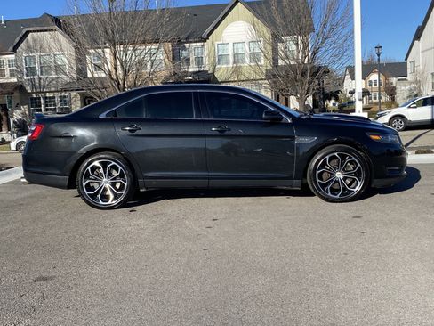 Used 2015 Ford Taurus SHO image 7