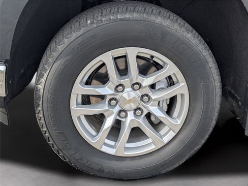 Used 2021 Chevrolet Silverado 1500 LT image 10