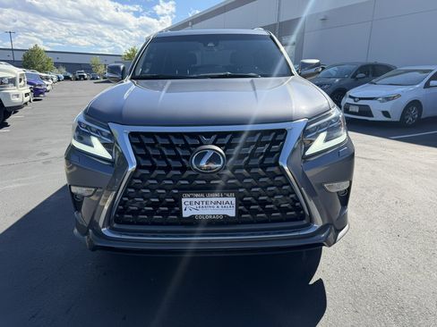Used 2023 Lexus GX 460 Premium w/ Accessory Package AWD/4WD image 2