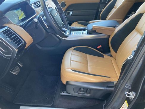 Used 2022 Land Rover Range Rover Sport HSE Dynamic image 12