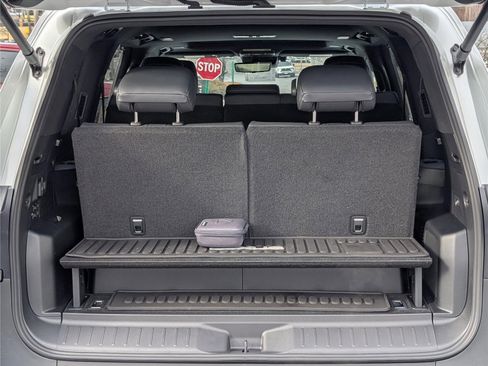 New 2026 Lexus LX 700h Luxury image 8