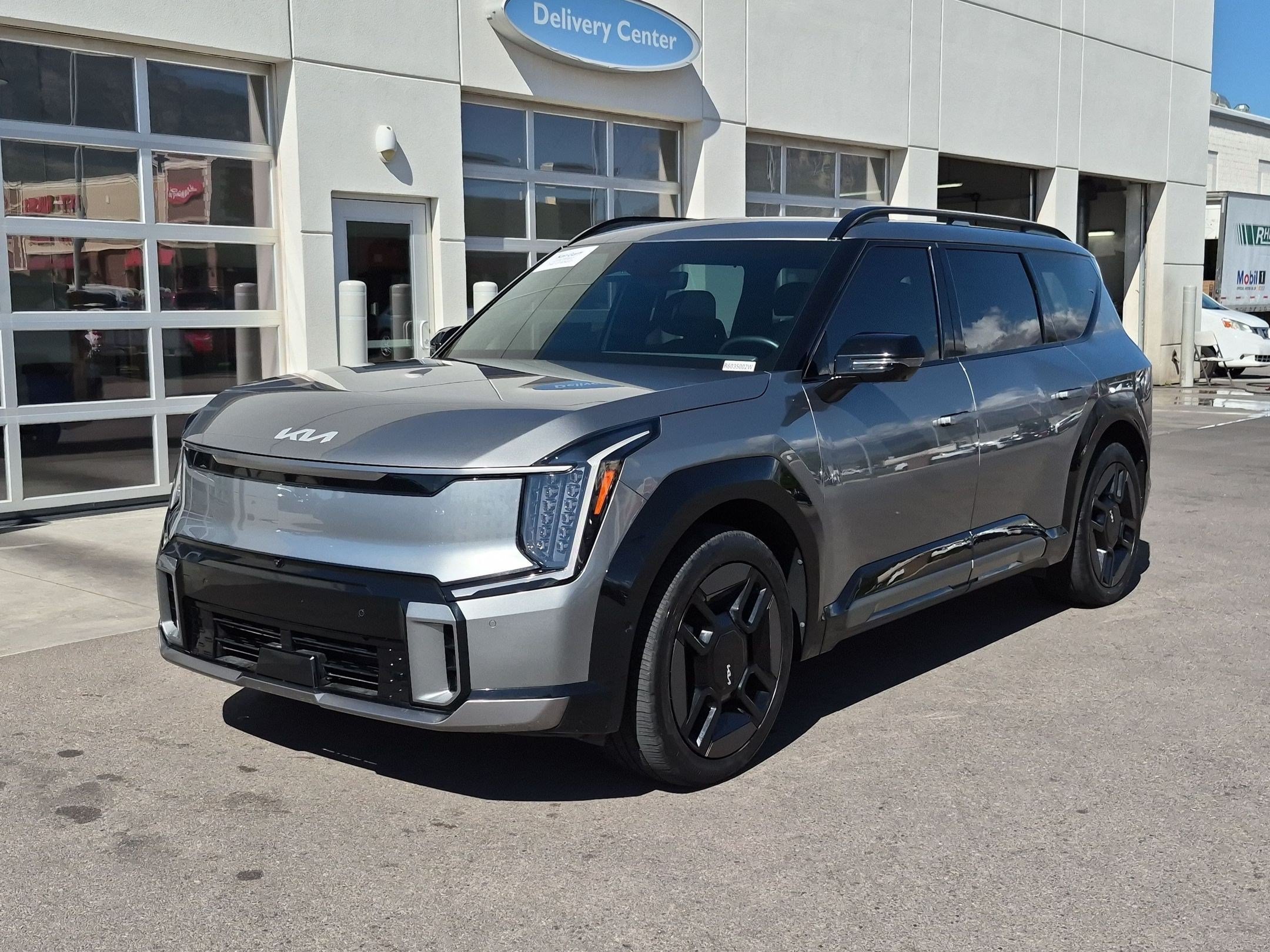 Used 2024 Kia EV9 GT-Line AWD/4WD image 11