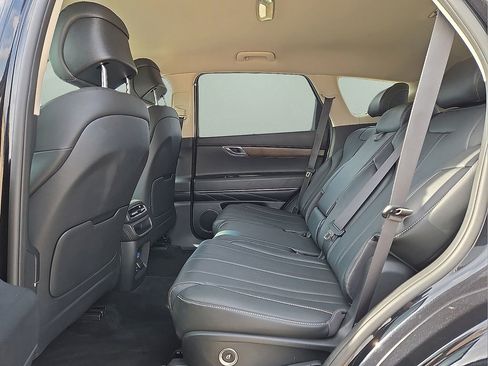 Used 2024 Genesis GV80 2.5T image 17