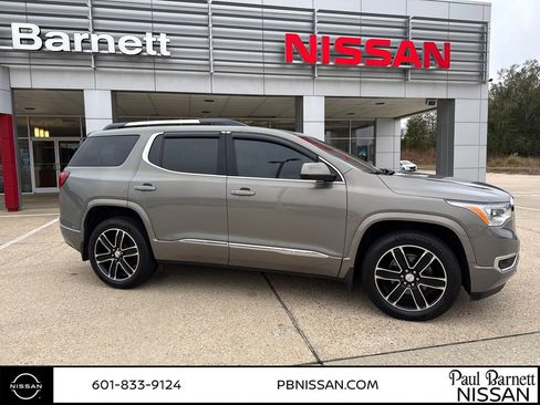 Used 2019 GMC Acadia Denali w/ Technology Package image 6