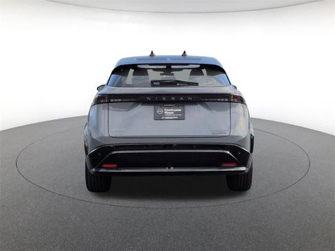 Used 2024 Nissan Ariya AWD image 6