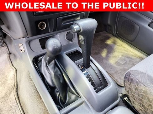Used 2000 Nissan Xterra SE image 28