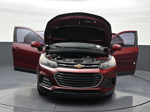 Used 2017 Chevrolet Trax LS FWD image 37