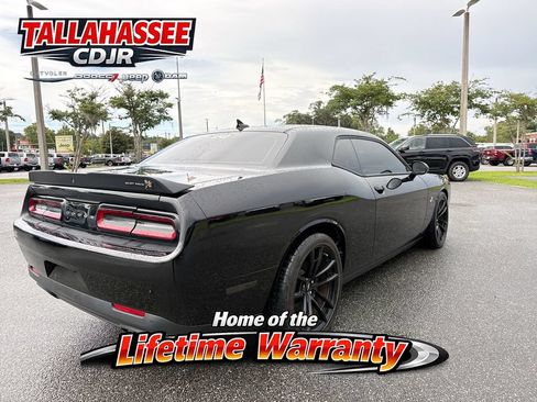 Used 2022 Dodge Challenger R/T Scat Pack w/ Shaker Package RWD image 3