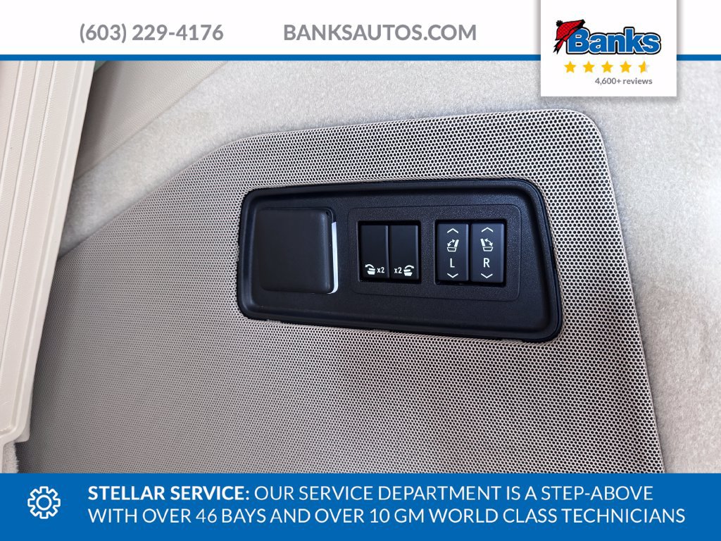 Certified 2024 Cadillac Escalade Premium Luxury AWD/4WD image 8