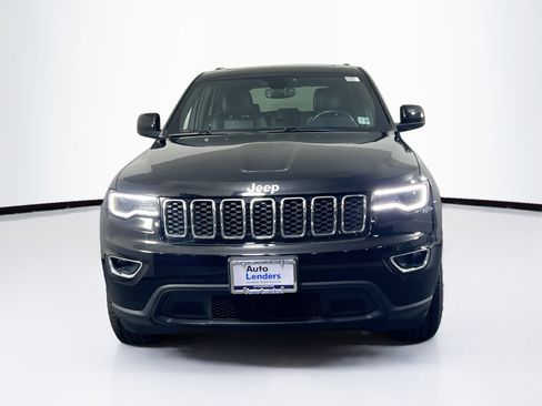 Used 2022 Jeep Grand Cherokee Laredo X image 2