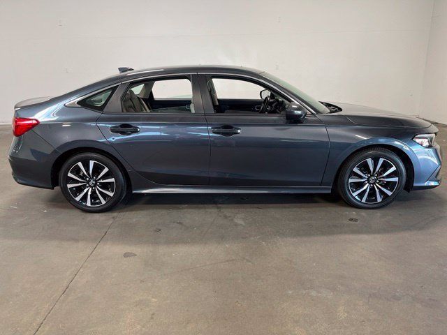 Used 2024 Honda Civic EX image 2