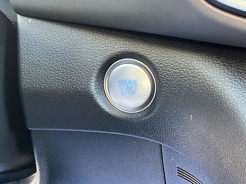 Used 2023 Hyundai Santa Fe Blue image 9