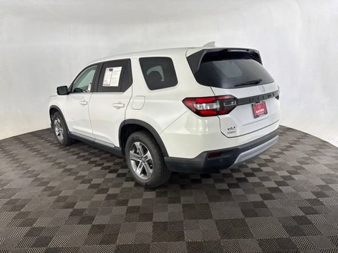 Used 2023 Honda Pilot EX-L image 7