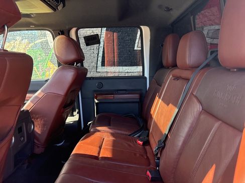 Used 2014 Ford F250 King Ranch w/ King Ranch w/Chrome Package image 17