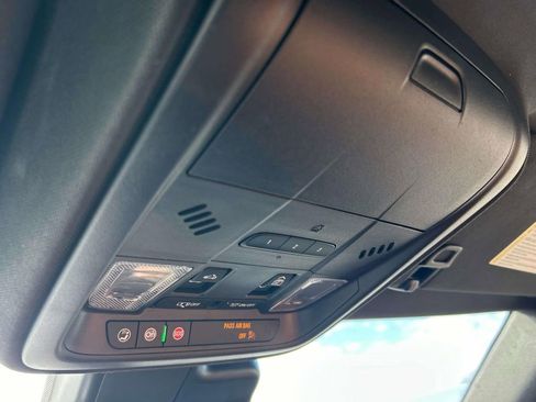 Certified 2023 Cadillac XT4 Premium Luxury w/ Enhanced Visibility Package image 40