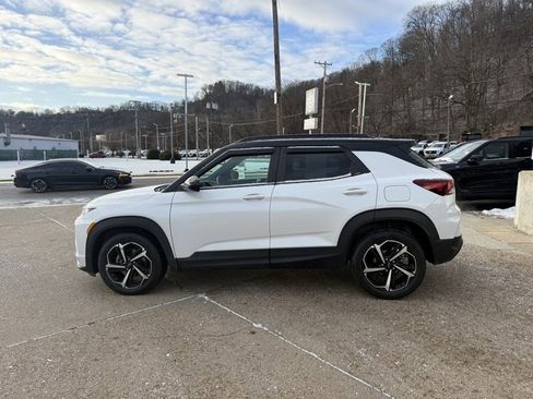 Used 2021 Chevrolet TrailBlazer RS w/ Convenience Package image 4
