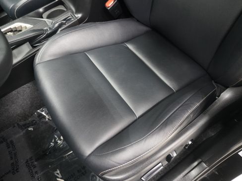 Used 2013 Toyota RAV4 Limited FWD image 12