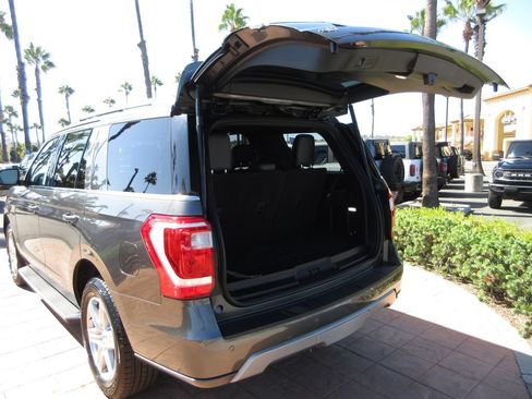 Used 2020 Ford Expedition XLT w/ Equipment Group 202A RWD image 29