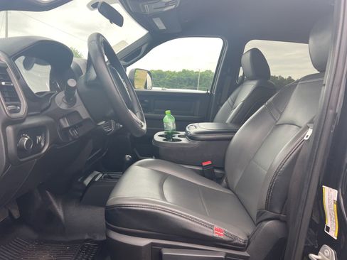 Used 2022 RAM 3500 Tradesman AWD/4WD image 16