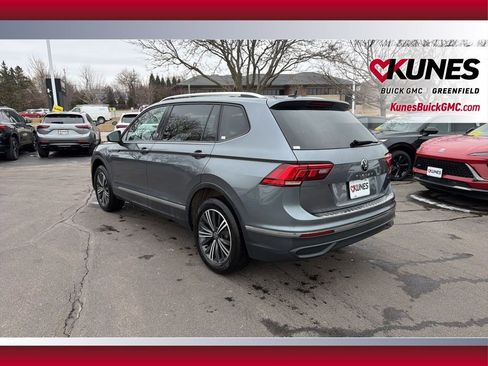 Used 2024 Volkswagen Tiguan SE image 9