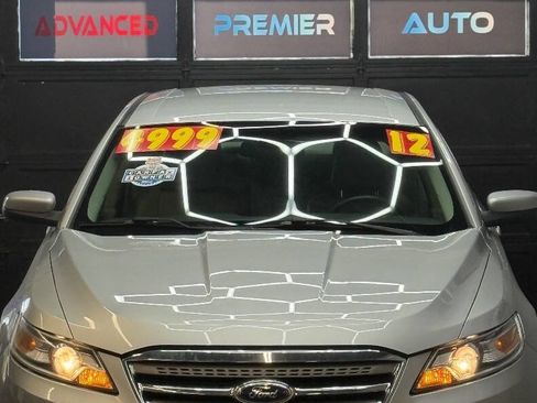 Used 2012 Ford Taurus SEL image 5