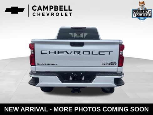 Used 2024 Chevrolet Silverado 2500 High Country w/ LPO, Dark Essentials Package AWD/4WD image 4