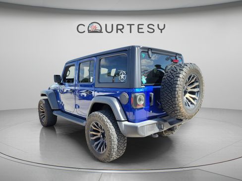 Used 2019 Jeep Wrangler Unlimited Sport S AWD/4WD image 2