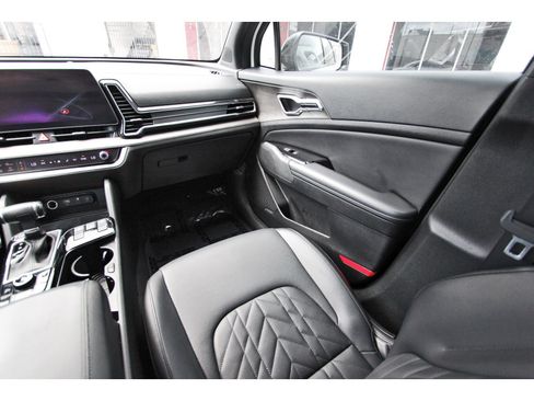 Certified 2023 Kia Sportage X-Pro AWD/4WD image 11