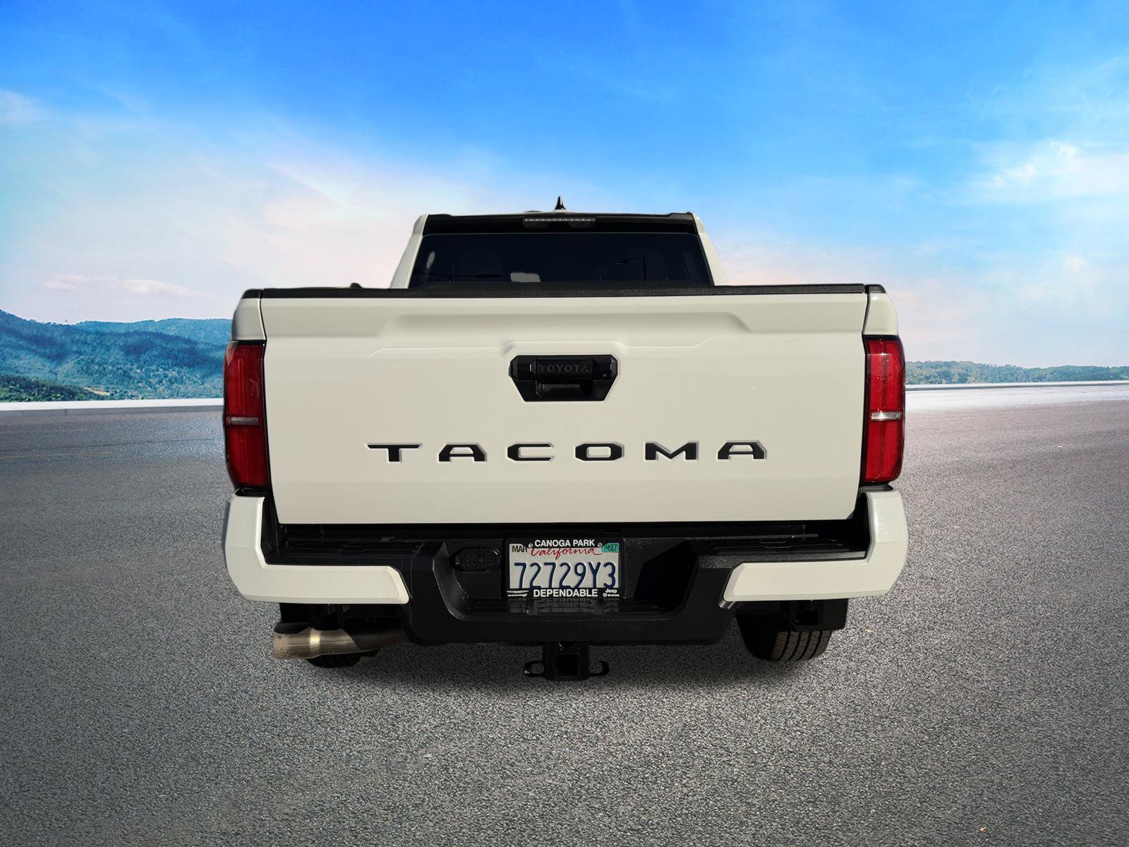 Used 2024 Toyota Tacoma SR5 RWD image 9