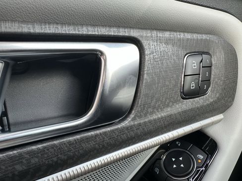 New 2026 Ford Explorer Platinum w/ LUX Leather Package image 30