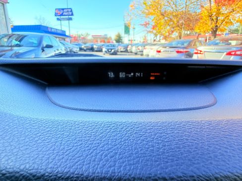 Used 2013 Subaru Legacy 2.5i Premium image 26