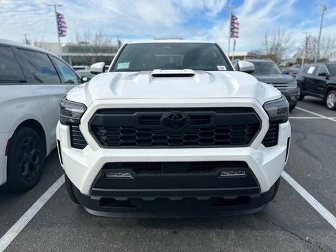Used 2026 Toyota Tacoma TRD Sport image 2