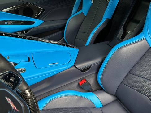 Used 2025 Chevrolet Corvette Z06 image 12