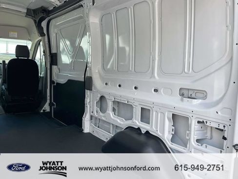 New 2026 Ford Transit 250 148 Medium Roof RWD image 12