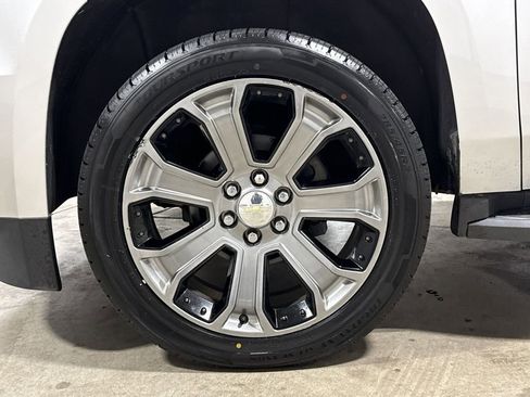 Used 2017 Chevrolet Tahoe LT AWD/4WD image 29