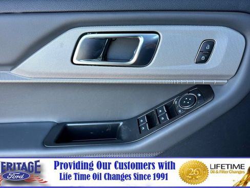 New 2026 Ford Explorer Active w/ Active Comfort Package AWD/4WD image 11
