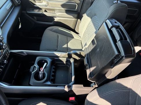 Used 2025 RAM 1500 Big Horn AWD/4WD image 24