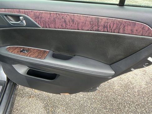 Used 2012 Toyota Avalon image 19