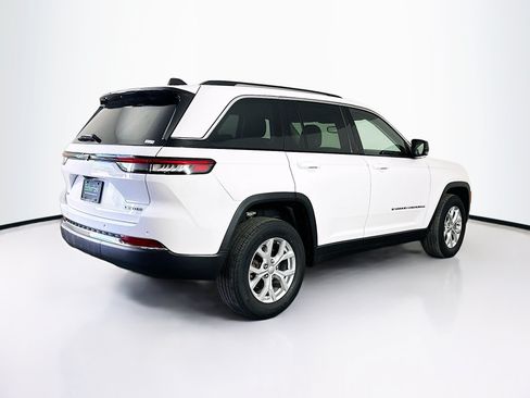 Used 2023 Jeep Grand Cherokee Limited AWD/4WD image 9