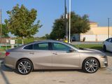Used 2023 Chevrolet Malibu LT image 2