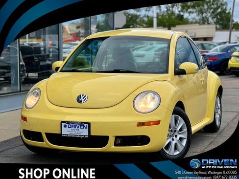 Used 2009 Volkswagen Beetle S FWD image 1