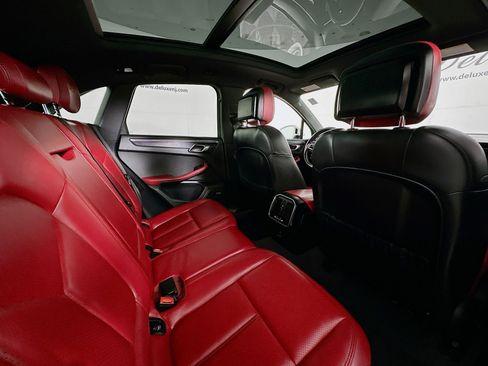 Used 2021 Porsche Macan GTS image 29