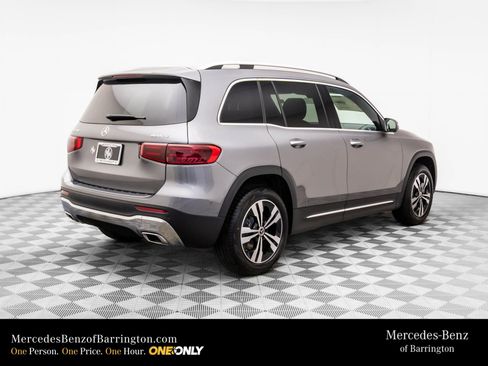 New 2026 Mercedes-Benz GLB 250 4MATIC image 6