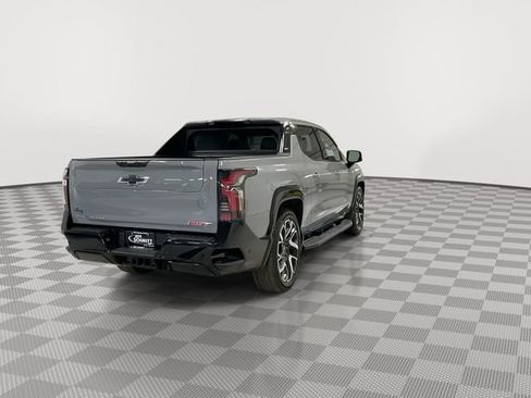 New 2025 Chevrolet Silverado EV RST AWD/4WD image 10