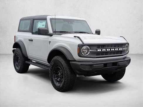 New 2026 Ford Bronco 2-Door AWD/4WD image 7
