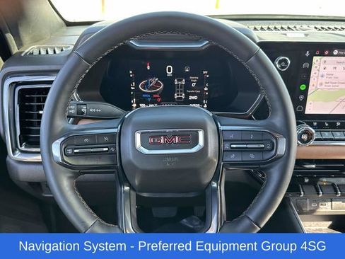 Used 2023 GMC Canyon AT4 w/ AT4 Premium Package image 11