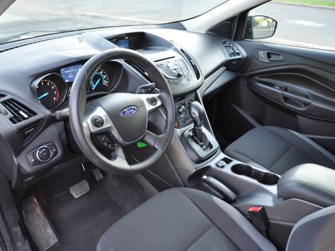 Used 2015 Ford Escape S FWD image 18